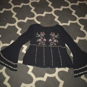 American Eagle Flared Arm Blouse